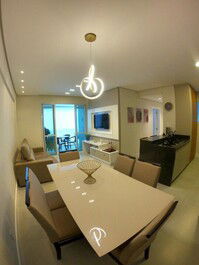 Beautiful three-bedroom apartment, two of which are demi-suites and...