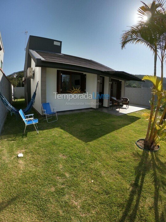 House for vacation rental in Governador Celso Ramos (Praia de Palmas)