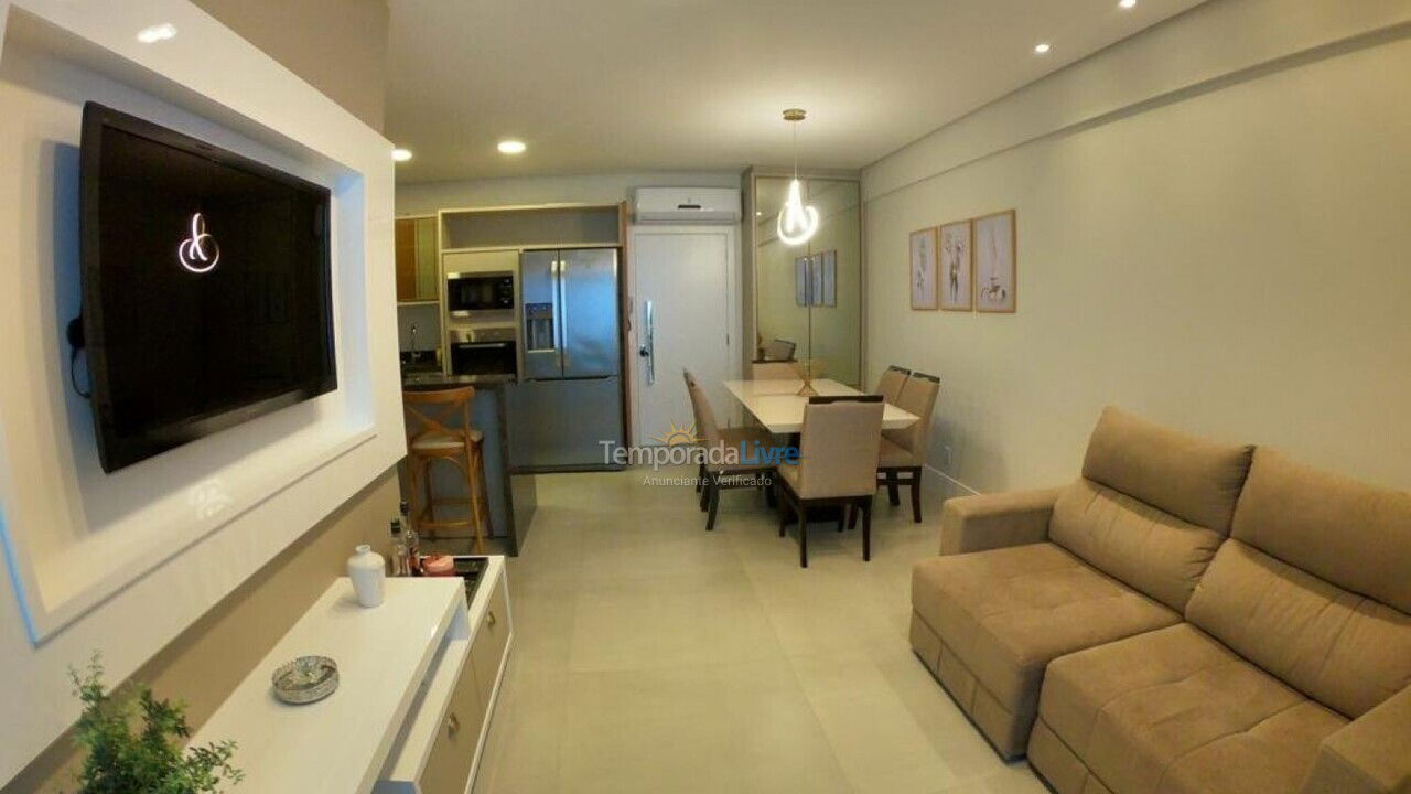 Apartamento para alquiler de vacaciones em Governador Celso Ramos (Praia de Palmas)