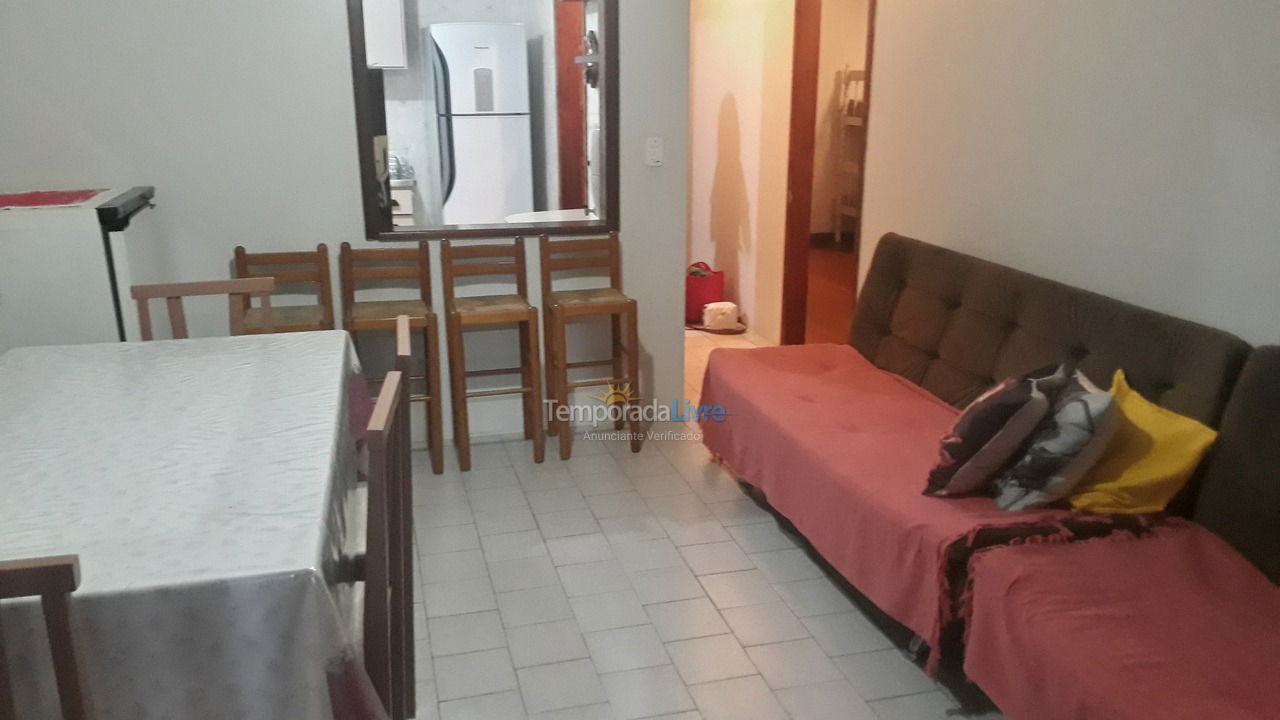 Apartamento para aluguel de temporada em Itapema (Meia Praia)
