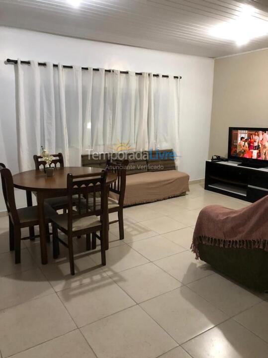 Apartamento para aluguel de temporada em Arraial do Cabo (Praia Grande)