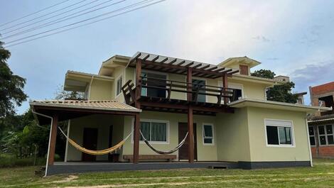 Casa para alugar em Imbituba - Praia do Rosa
