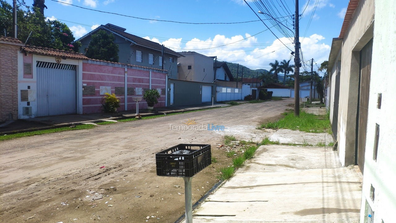 Casa para aluguel de temporada em Guarujá (Enseada)
