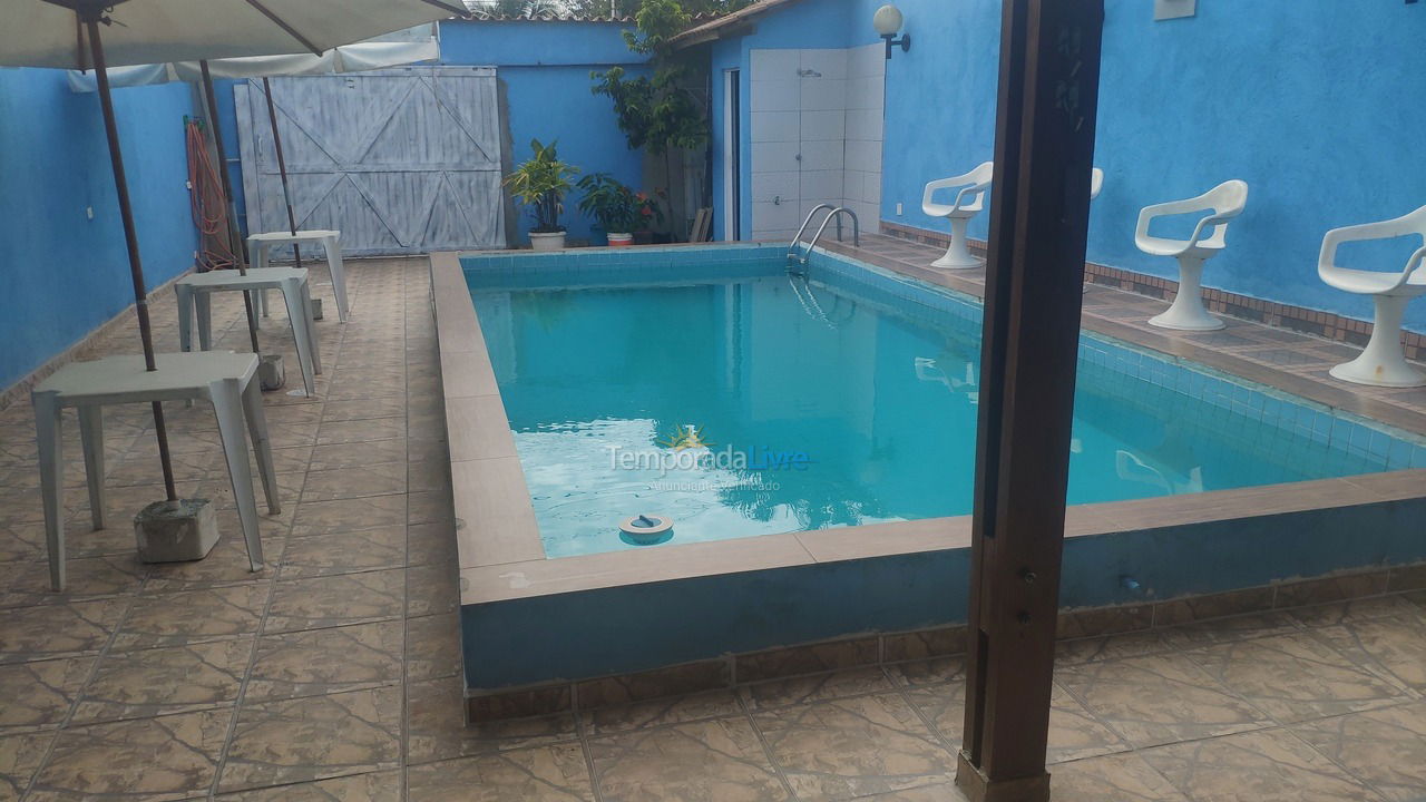 Casa para aluguel de temporada em Guarujá (Enseada)