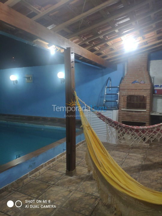 Casa para aluguel de temporada em Guarujá (Enseada)