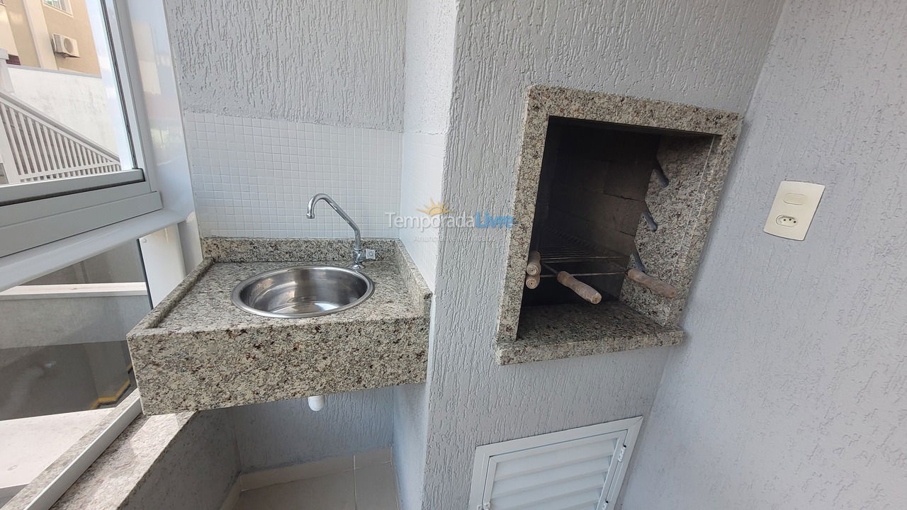 Apartment for vacation rental in Bombinhas (Praia de Bombas)