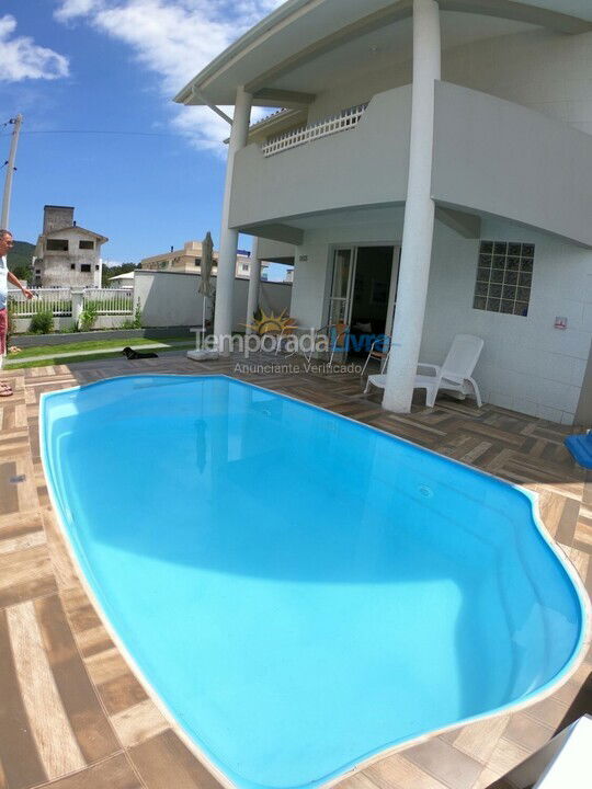 House for vacation rental in Governador Celso Ramos (Palmas)