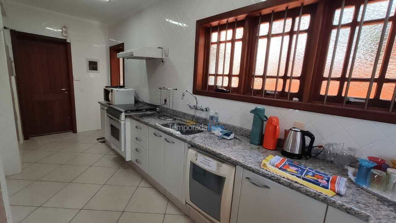 House for vacation rental in Garopaba (Centro)