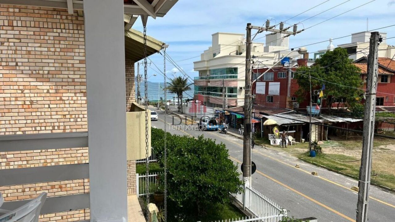 Casa para aluguel de temporada em Bombinhas (Praia de Quatro Ilhas)