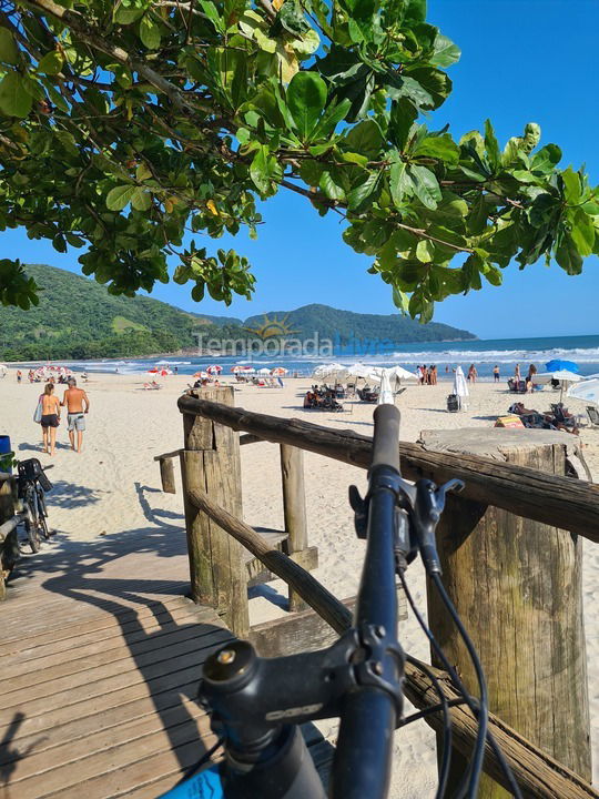 Casa para alquiler de vacaciones em São Sebastião (Camburi)