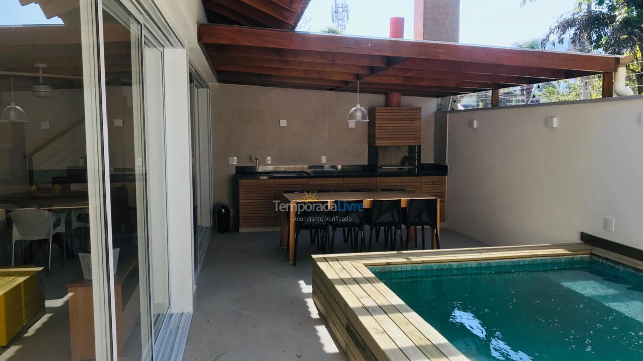 Casa para alquiler de vacaciones em São Sebastião (Juquehy)