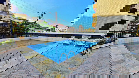 Apartment w/ pool close to the beach