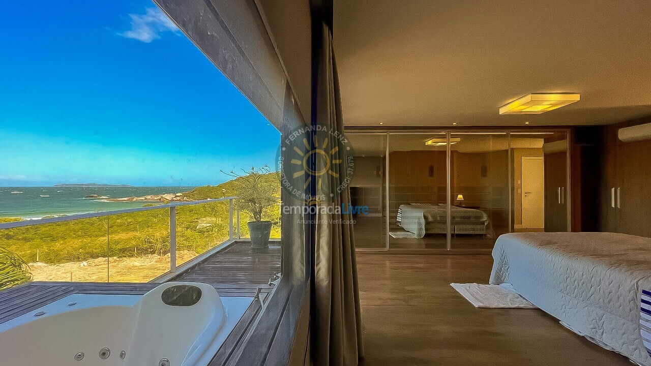 Casa para alquiler de vacaciones em Bombinhas (Praia de Quatro Ilhas)