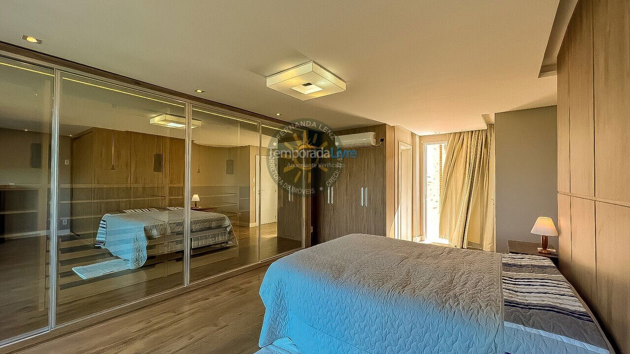 Casa para alquiler de vacaciones em Bombinhas (Praia de Quatro Ilhas)