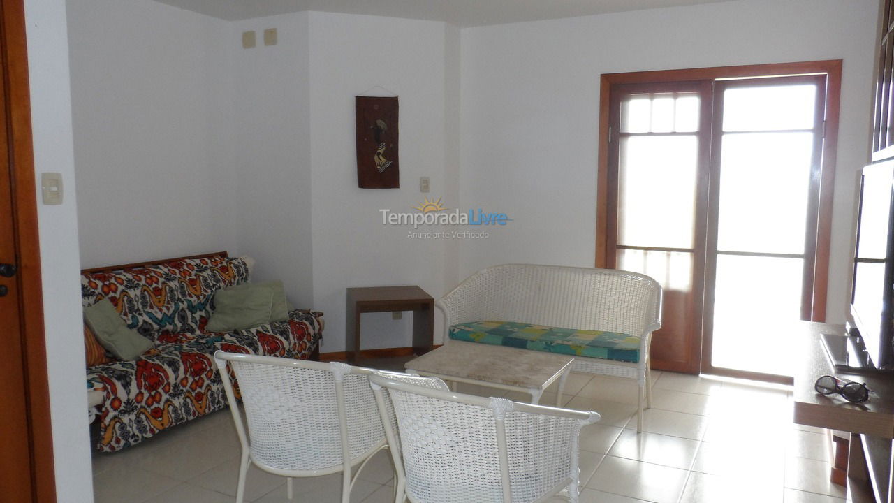 Apartamento para alquiler de vacaciones em Mata de São João (Praia do Forte)