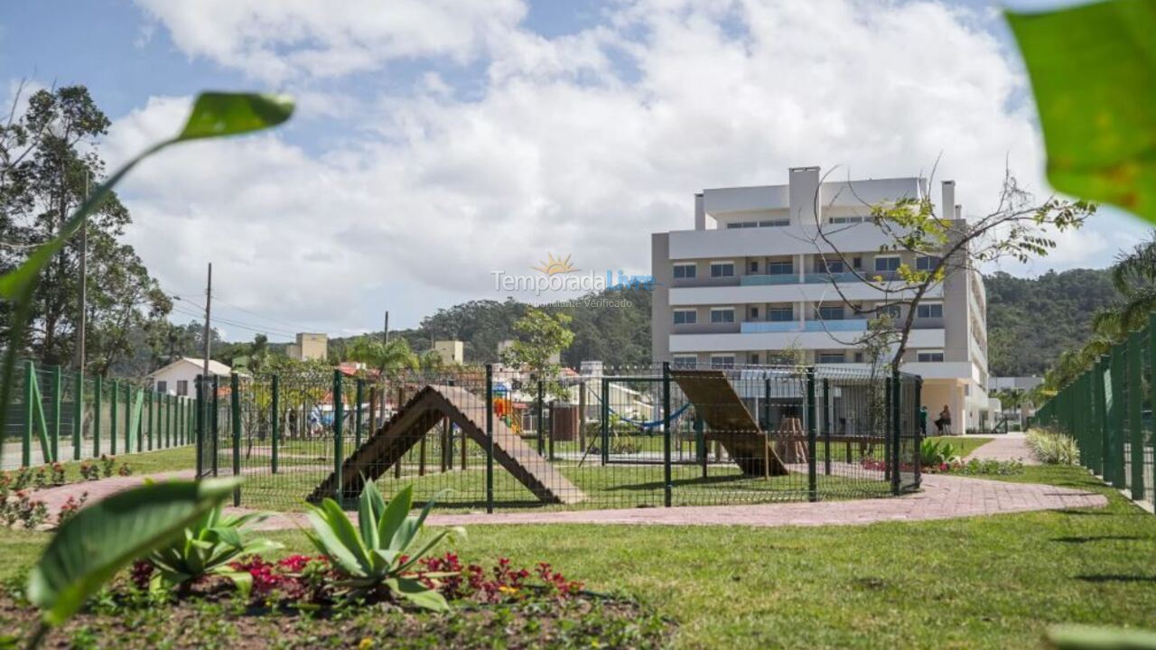 Apartamento para aluguel de temporada em Florianopolis (Praia dos Ingleses)