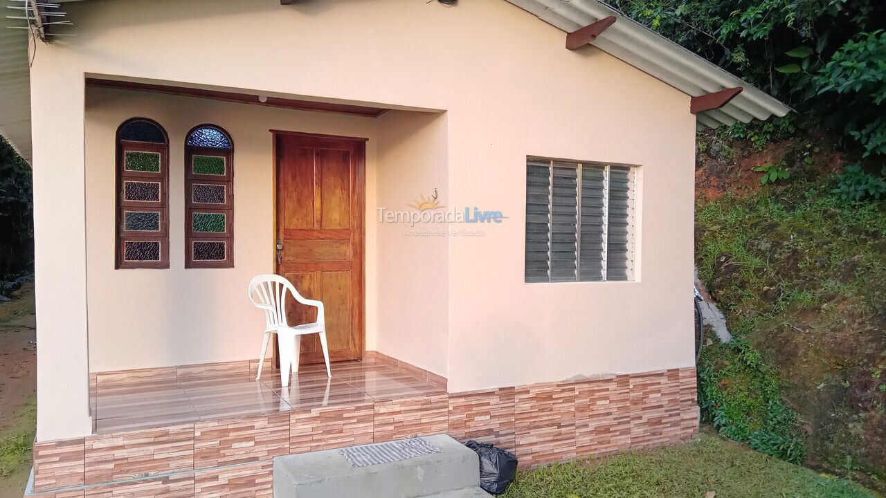 Casa para alquiler de vacaciones em Ubatuba (Praia da Almada)