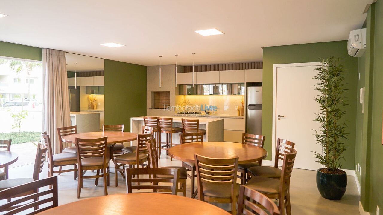 Apartamento para aluguel de temporada em Florianopolis (Praia dos Ingleses)