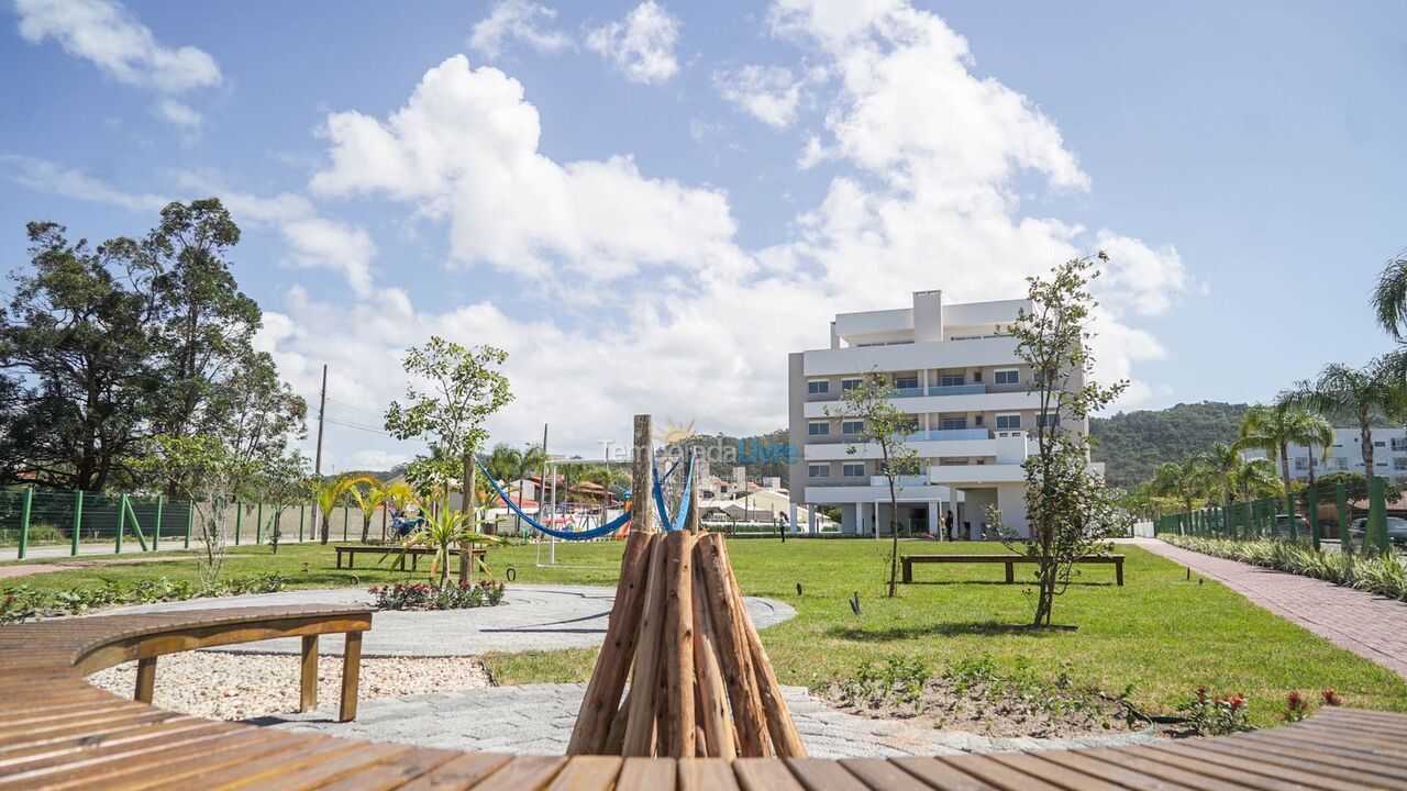 Apartamento para aluguel de temporada em Florianopolis (Praia dos Ingleses)