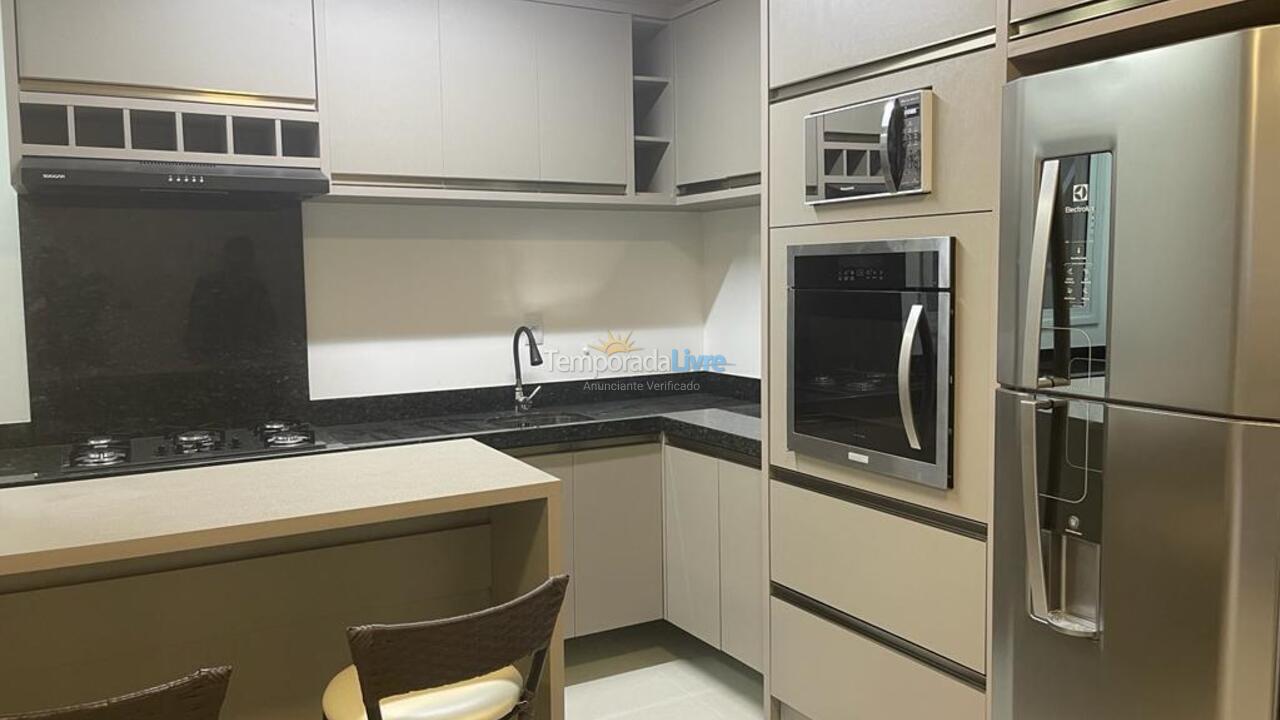 Apartamento para aluguel de temporada em Florianopolis (Praia dos Ingleses)