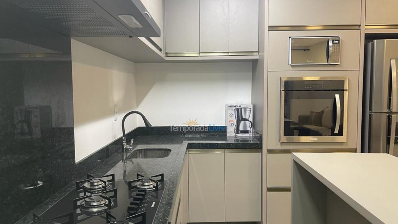 Apartamento para aluguel de temporada em Florianopolis (Praia dos Ingleses)