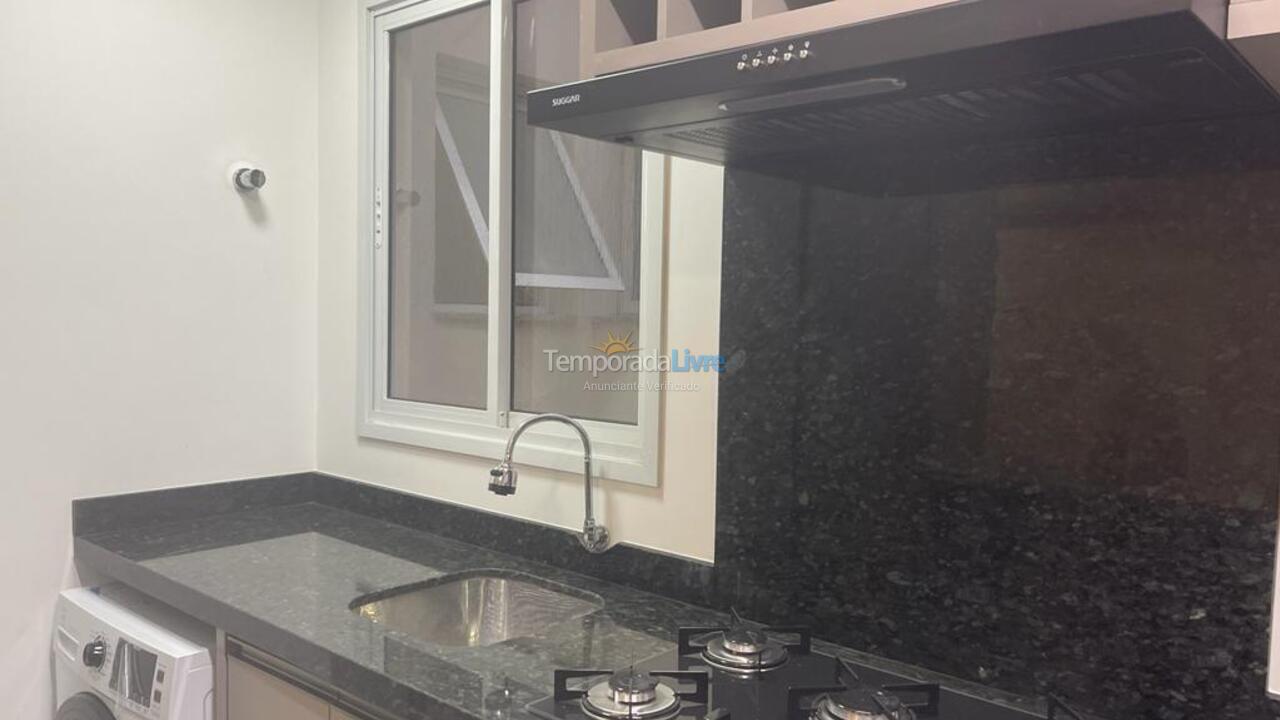 Apartamento para aluguel de temporada em Florianopolis (Praia dos Ingleses)