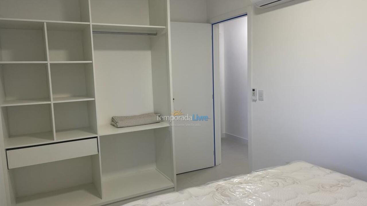 Apartamento para aluguel de temporada em Florianopolis (Praia dos Ingleses)