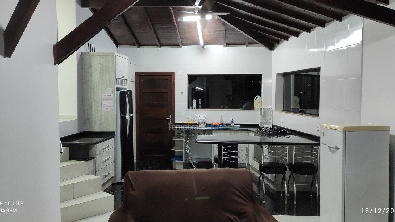 Casa para aluguel de temporada em Ubatuba (Lagoinha)