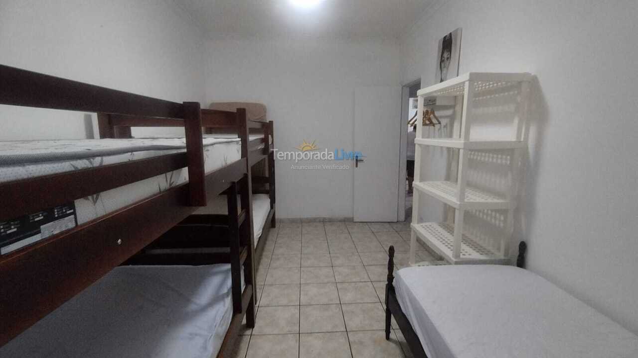 Apartamento para aluguel de temporada em Guarujá (Santa Rosa)