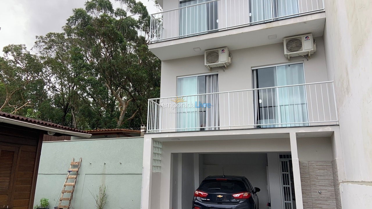 Casa para aluguel de temporada em Florianopolis (Praia dos Ingleses)