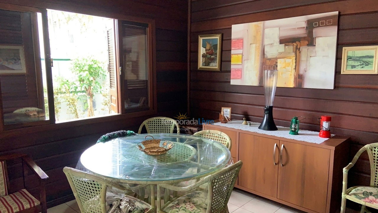 Casa para aluguel de temporada em Florianopolis (Praia dos Ingleses)