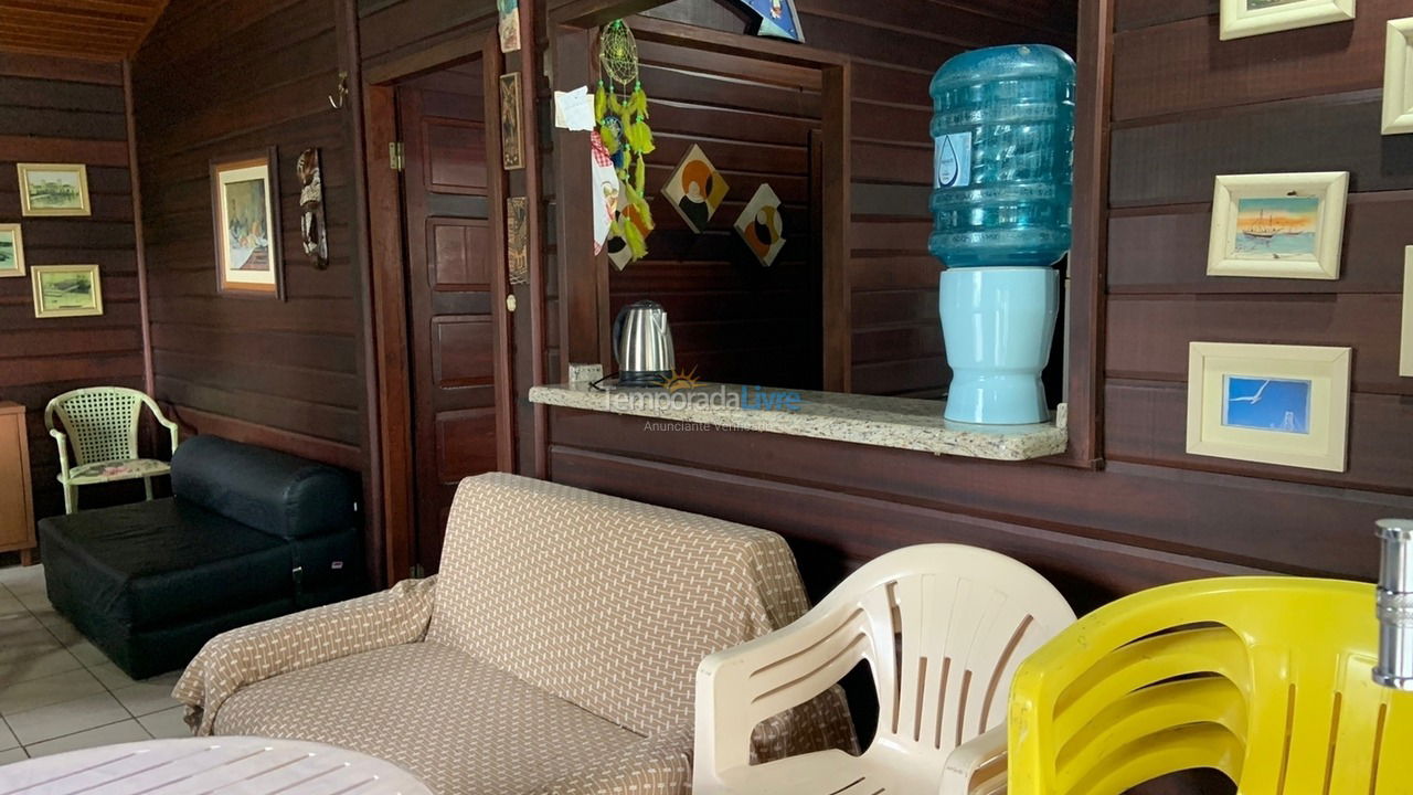 Casa para aluguel de temporada em Florianopolis (Praia dos Ingleses)