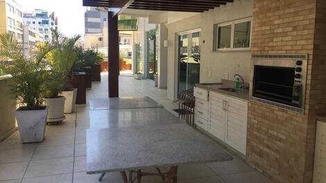 Apartamento 1 Minuto a Pé da Praia do Forte