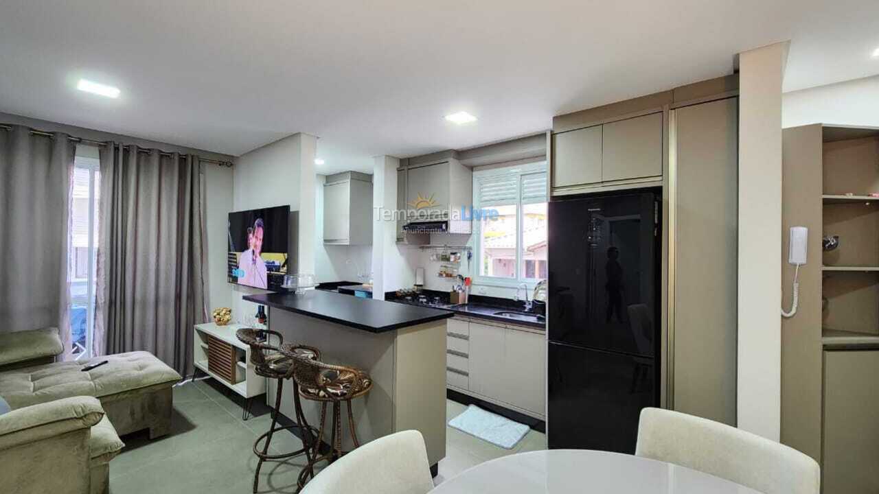 Casa para aluguel de temporada em Florianopolis (Praia dos Ingleses)