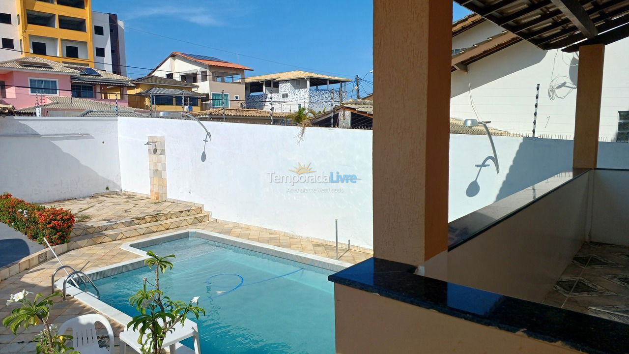 Casa para aluguel de temporada em Lauro de Freitas (Praia de Ipitanga)