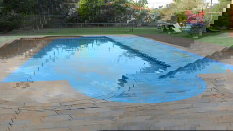 Casa de campo em Itatiba em condomínio fechado com ampla área de lazer