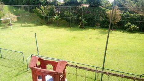 Casa de campo em Itatiba em condomínio fechado com ampla área de lazer