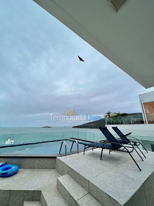 Apartamento para aluguel de temporada em Florianopolis (Praia dos Ingleses)