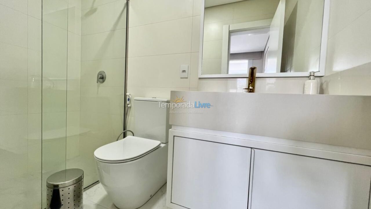 Apartamento para aluguel de temporada em Florianopolis (Praia dos Ingleses)