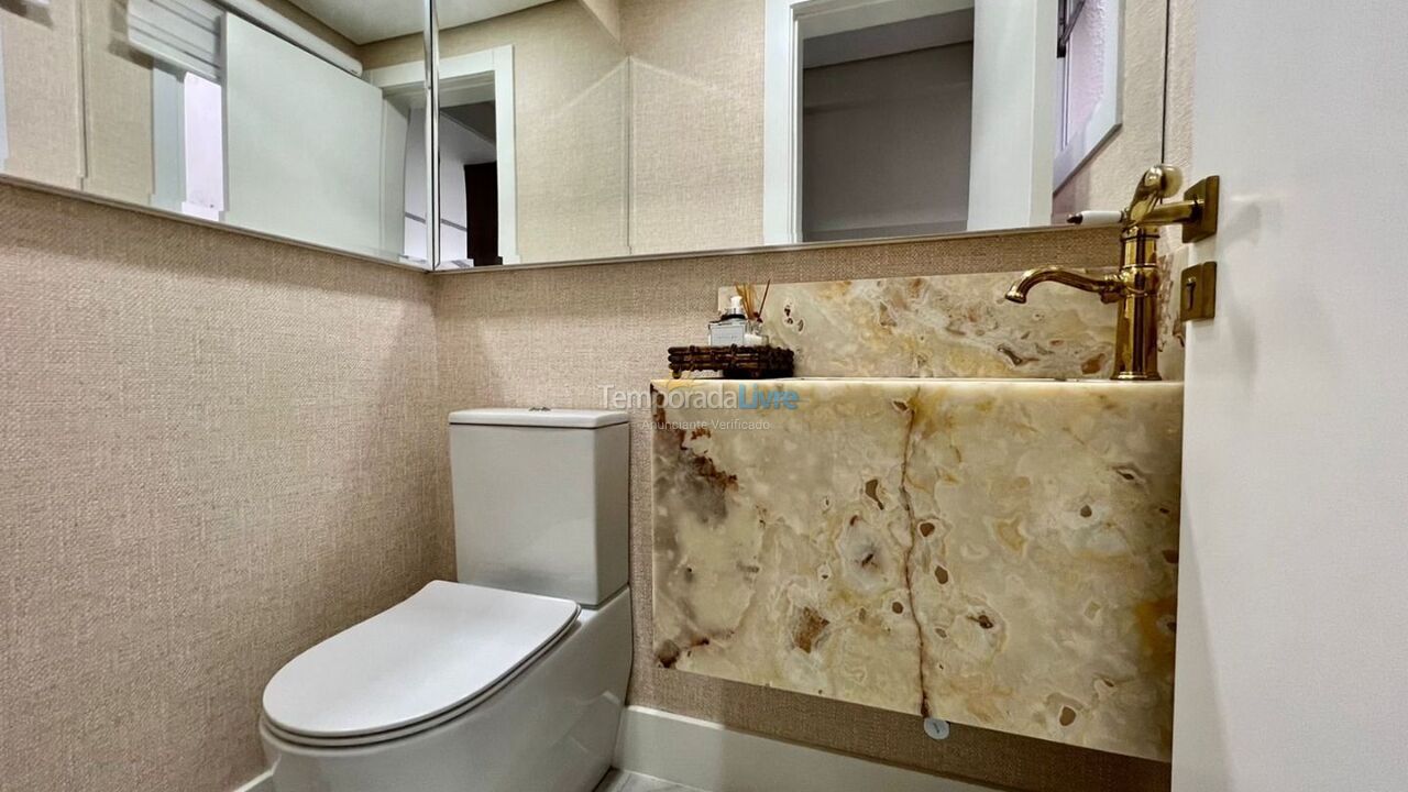 Apartamento para aluguel de temporada em Florianopolis (Praia dos Ingleses)