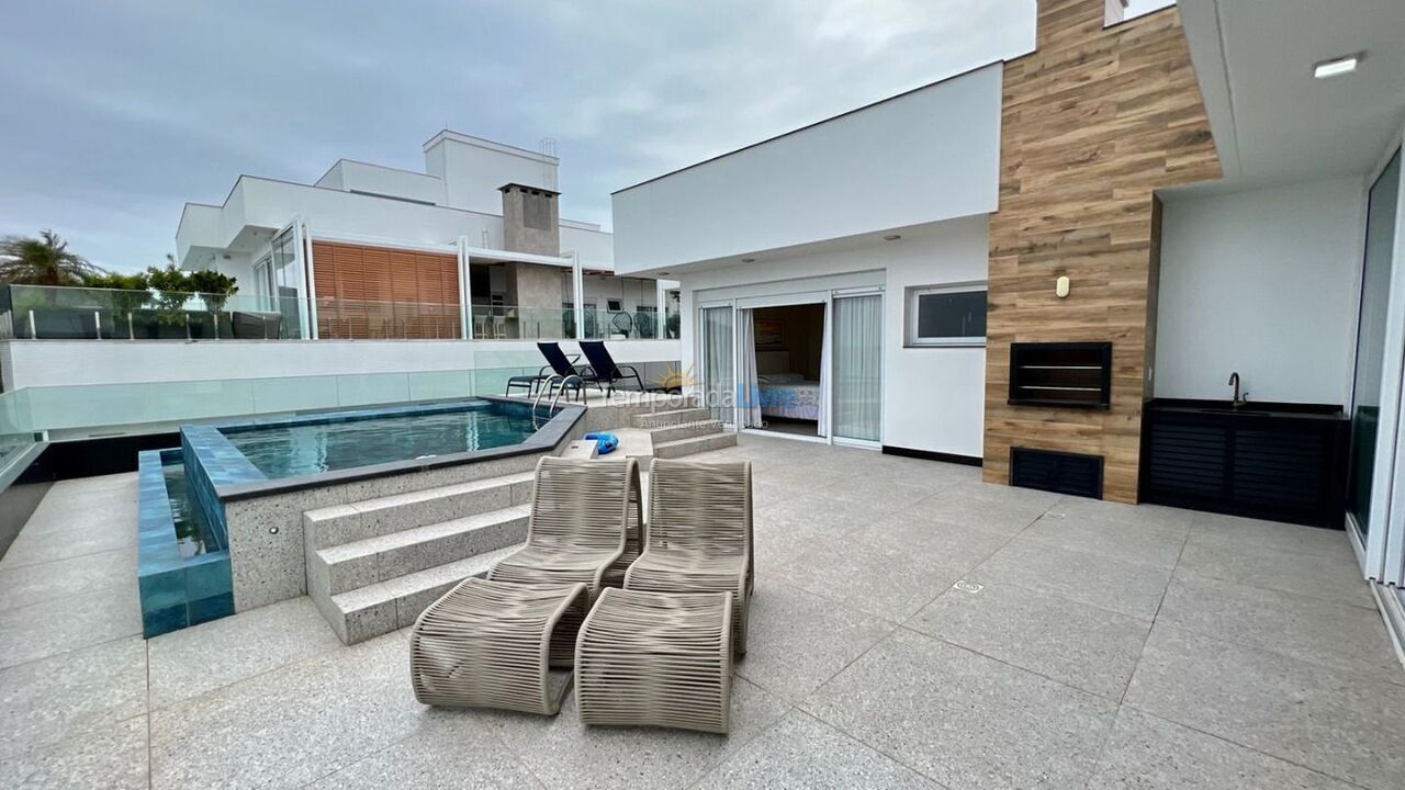 Apartamento para aluguel de temporada em Florianopolis (Praia dos Ingleses)