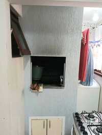 1 DORMITORIO A 80 METROS DA PRAIA COM BOX JUNTO A PRAÇA ALVEZON