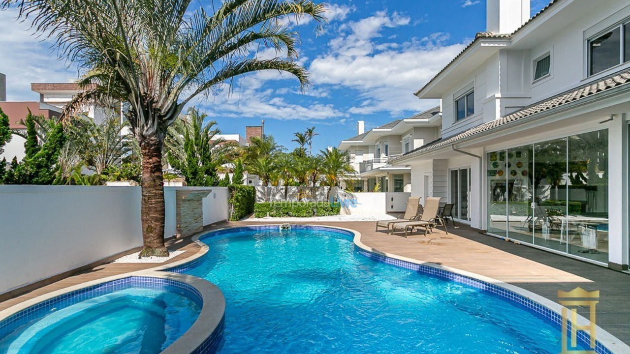 Casa para aluguel de temporada em Florianopolis (Jurerê Internacional)