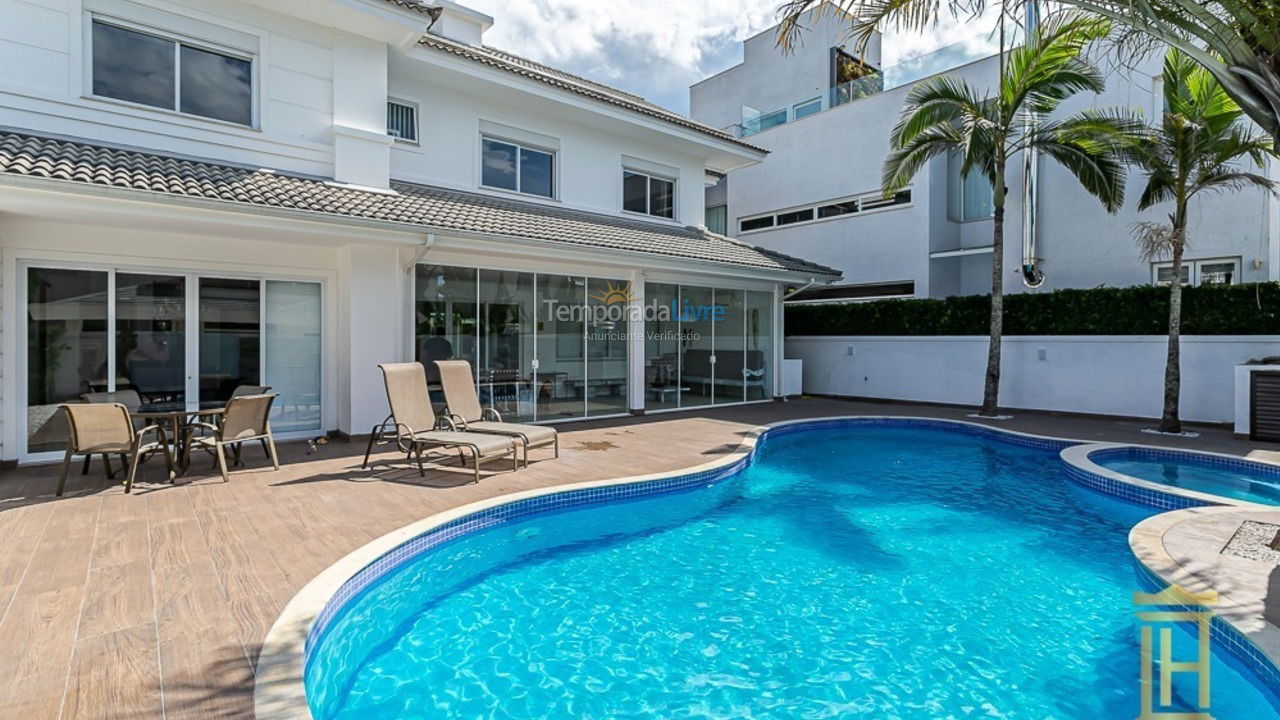 Casa para aluguel de temporada em Florianopolis (Jurerê Internacional)