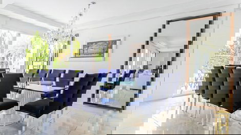 Casa magnífica na melhor região de Jurerê Internacional