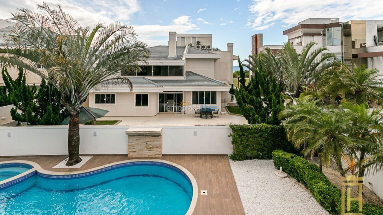 Casa para aluguel de temporada em Florianopolis (Jurerê Internacional)
