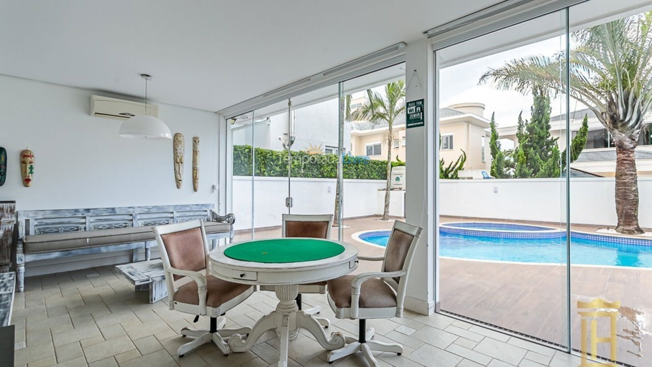 Casa para aluguel de temporada em Florianopolis (Jurerê Internacional)