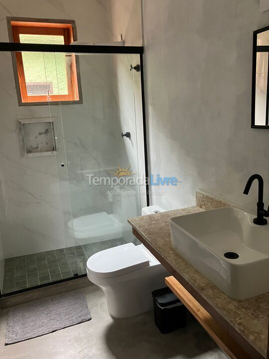 Casa para aluguel de temporada em Ubatuba (Praia de Itamambuca)