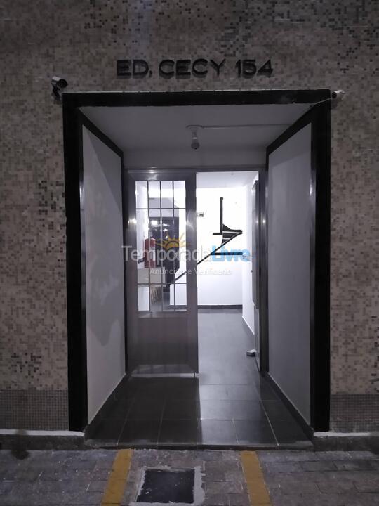 Apartment for vacation rental in Guarujá (Enseada)
