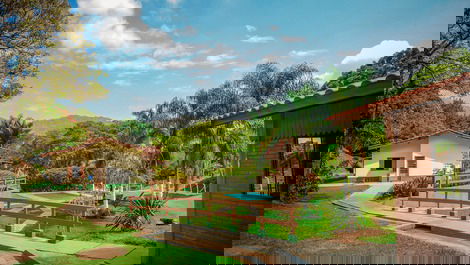 Chácara Bom Pastor – Conforto, Natureza e Amplo Espaço para Lazer